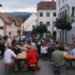 Dorffest vor dem Gemeindeamt Kirchberg/W. zum 40. IWS