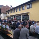 Dorffest vor dem Gemeindeamt Kirchberg/W. zum 40. IWS